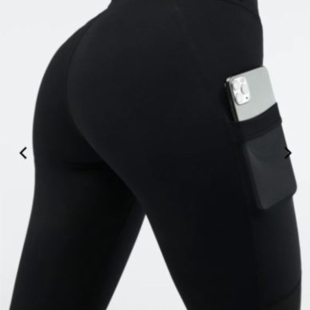 NWT Fabletics On-The-Go High-Waist Capri Leggings